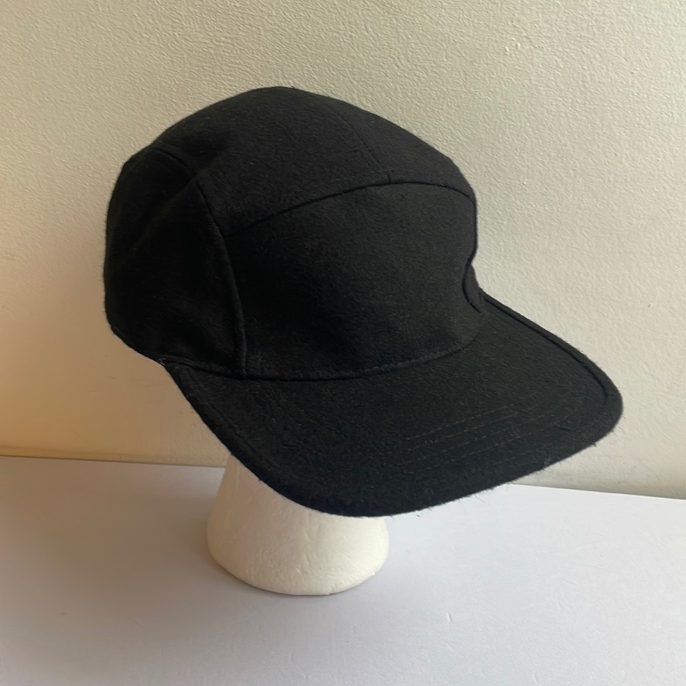 Flat Brim Wool Cap Joe Fresh NWT .